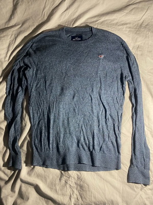 Hollister pullover like new, size M