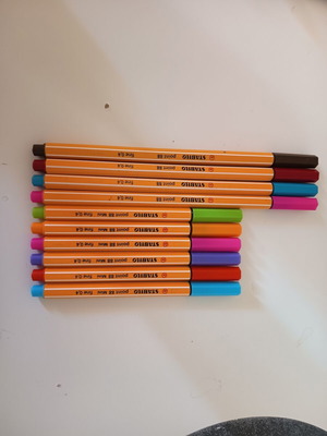 Stabilo pen set new with highlighters and correction tape