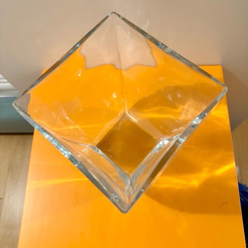 Glass square vase used, impressive and heavy