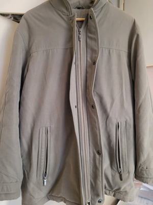 Αντρικό μπουφάν Emilio Corali σαν καινούργιο, μέγεθος Μ, μπεζ