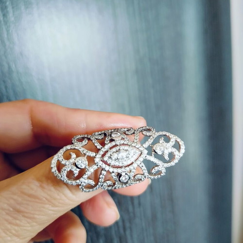Silver large ring like new