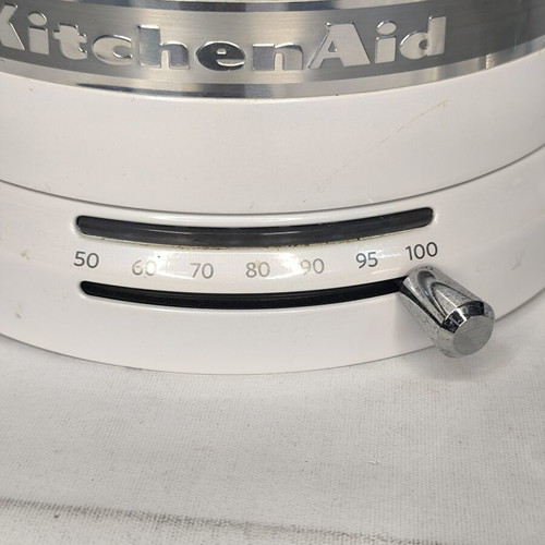 KitchenAid Artisan 5KEK1522 kettle like new, white