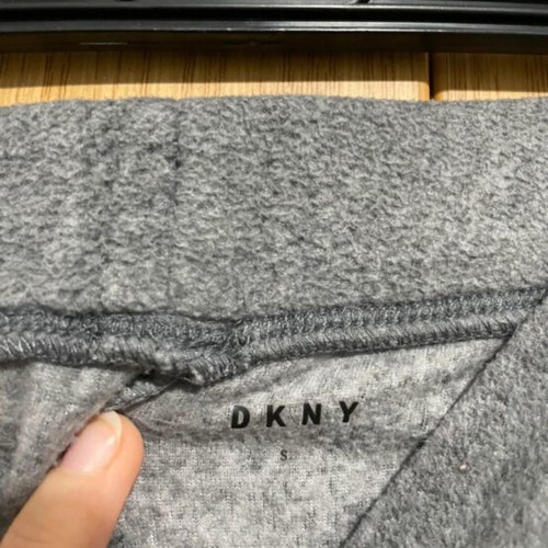 DKNY set gray like new, fleece fabric, comfortable and warm