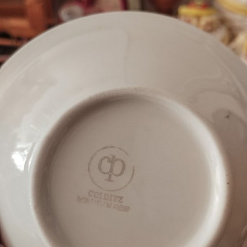 Colditz Porzellan GDR Hand Painted set of 5 bowls like new