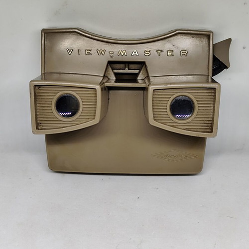 View-Master Model G vintage 3D viewer with Lassie disc, like new