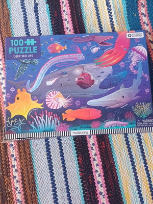 Puzzle Deep Sea Life Mudpuppy used, 100 pieces