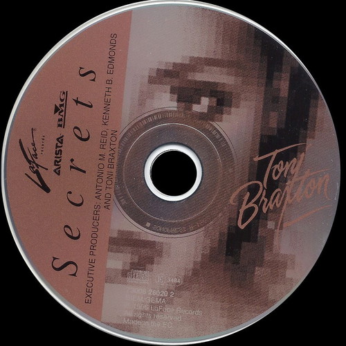 Toni Braxton Secrets 1996 CD album with booklet, like new