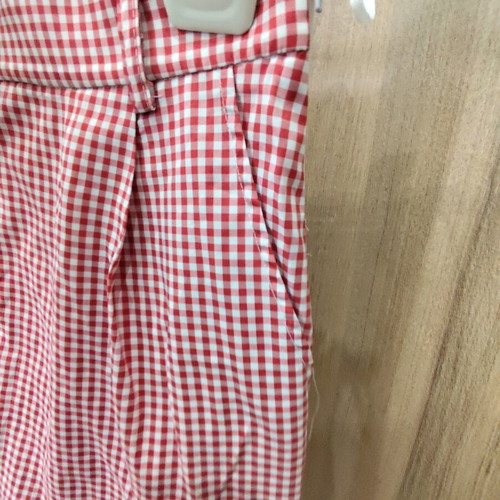 Anel gingham checkered shorts, red and white, size M