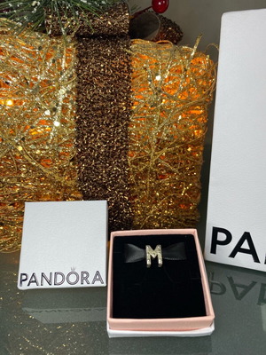 Pandora charm μονογράμματο «Μ» καινούργιο ασημί