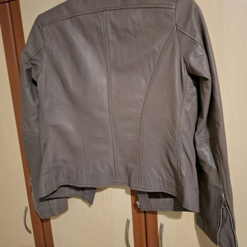 Women's leather jacket gray size M like new