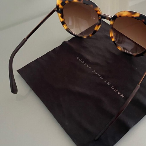 Marc by Marc Jacobs sunglasses like new, brown with bronze arms
