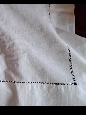 White tablecloth new 230x150 with handmade azur