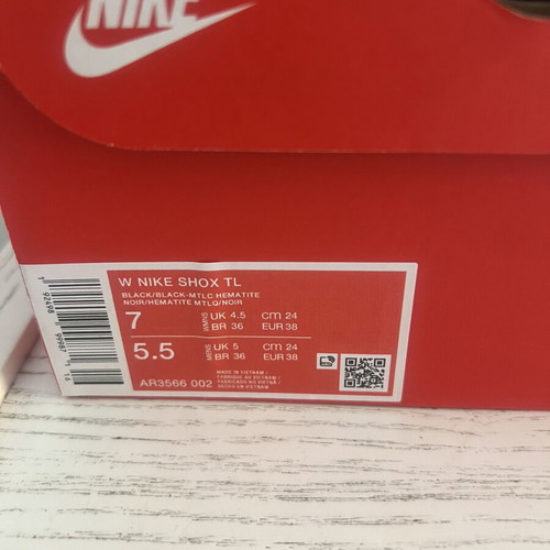 Nike Shox athletic shoes size 38 new, black