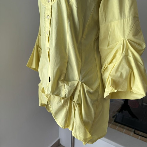 Grama pleated shirt size L used, yellow with balloon sleeves