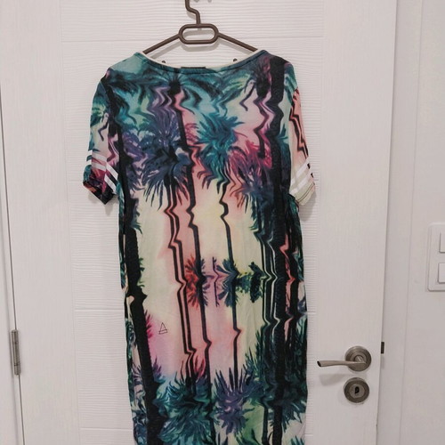 Eleven Paris Coachella dress colorful, like new, size small