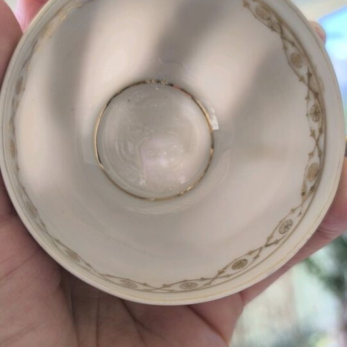 Kutani porcelain cups used with lithographs and gold decoration