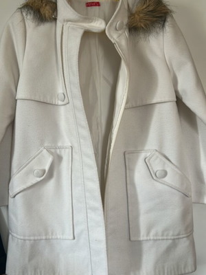 Chief girls' white coat with zipper and detachable hood like new