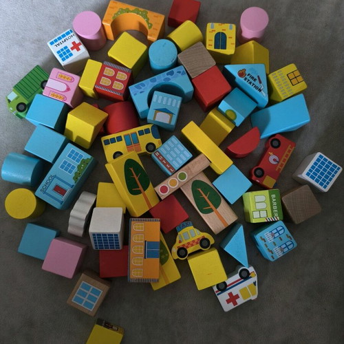Wooden blocks used with designs, 60 pieces