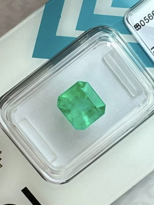 Φυσικό σμαράγδι Κολομβίας 2.01ct IGI πιστοποιημένο, κοπή Emerald