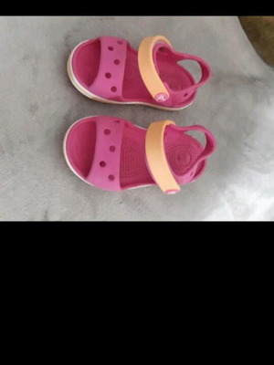 Crocs C6 like new baby shoes