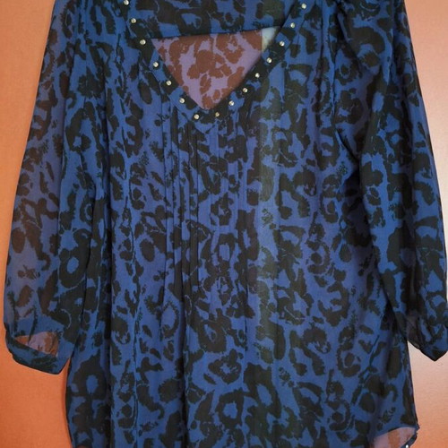 Leonard blouse like new, size L, blue