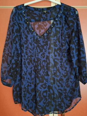 Leonard blouse like new, size L, blue