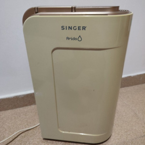 Singer Arido SDHM-100I dehumidifier 10L like new