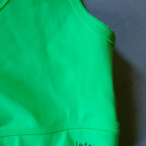 Lefties sports bra size L like new, green