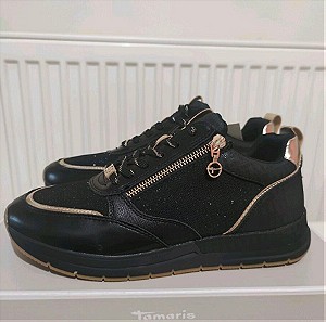 Καινούργια!!! Tamaris sneakers Μαύρα με χρυσό Νο 39