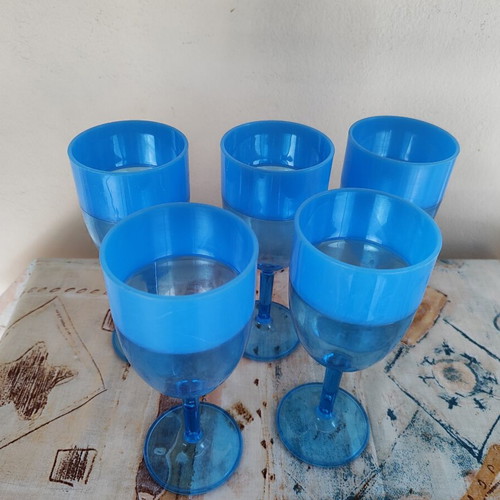 Plastic glasses like new, blue, set of 5