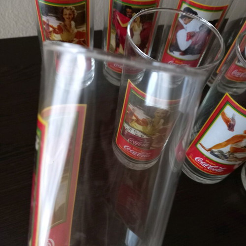 Coca-Cola set of 14 vintage promotional glasses new, 4 designs