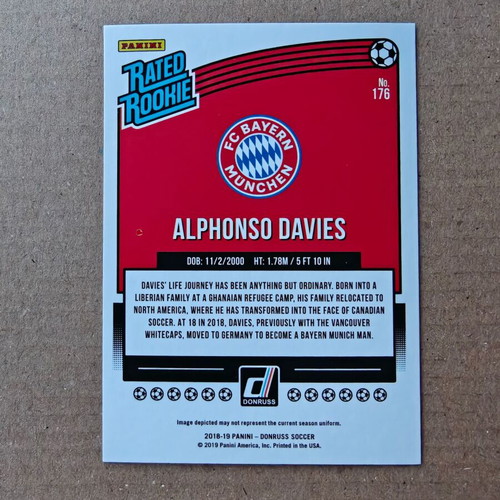 Alphonso Davies Bayern Munich 2018 Panini Donruss Rated Rookie No. 176 like new