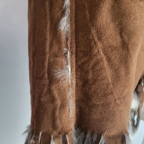 Women's short brown fur coat with castor like new