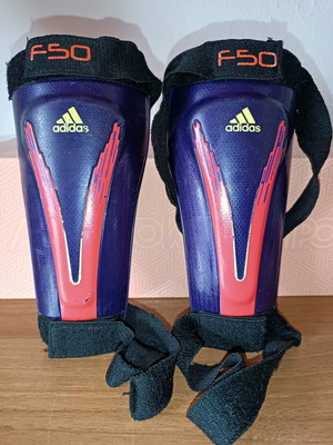 Adidas F50 shin guard used