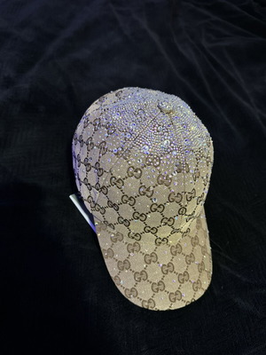 Brown hat with diamonds, size M