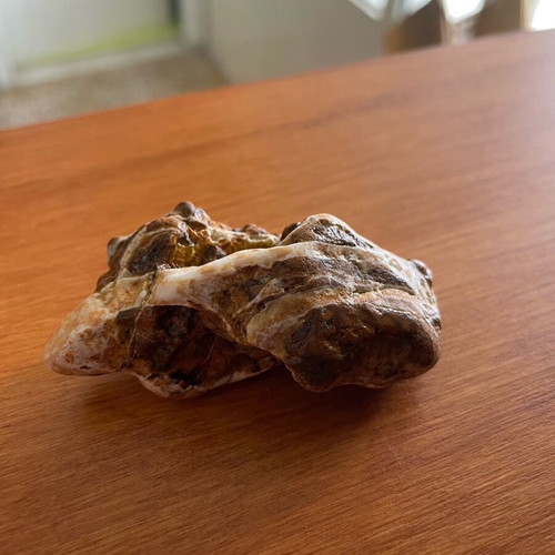 Jasper with quartz vein new, impressive natural piece