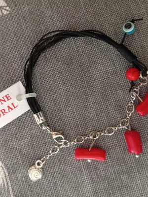 Handmade bracelet with coral by Kostibas new