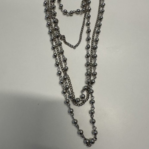 Women's necklace with five silver chains