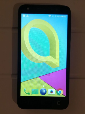 Alcatel U5 1/8GB smartphone like new with Android 6