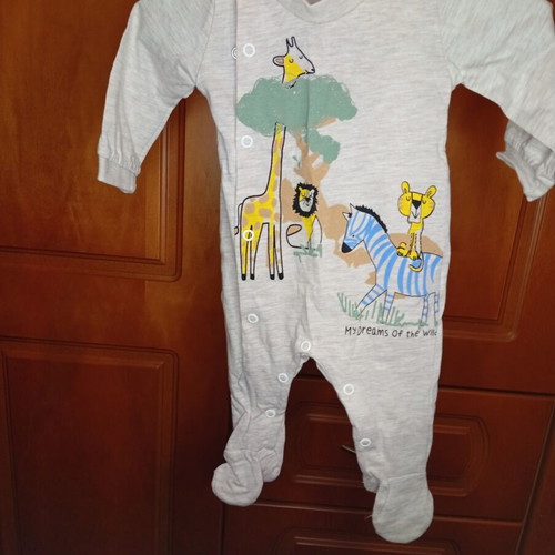 Baby bodysuit set for up to 3 months, like new, 3 pieces