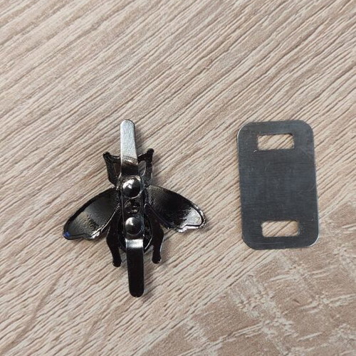Decorative Metal Bee Large 3cm new, gold and black nickel
