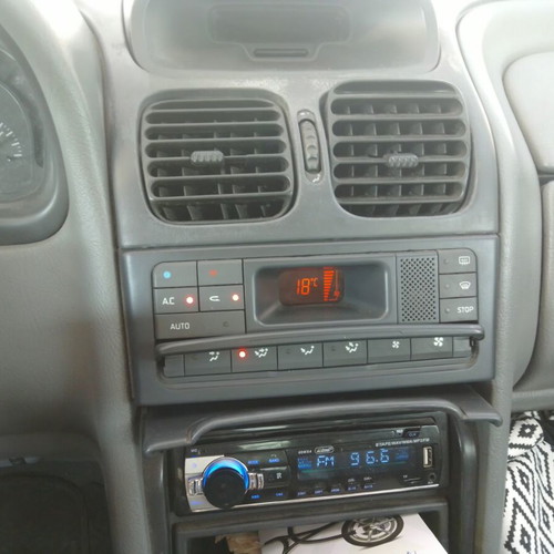 Renault Laguna 1600 16v sedan manual, used, gas, 1999