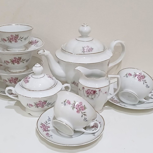 Porcelana Real S. Paulo vintage tea set with 24k gold trim