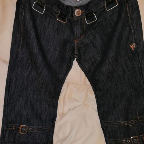 Victoria Beckham capri used, size 28