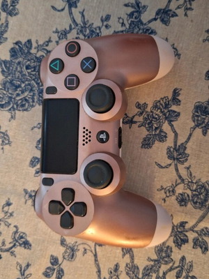 Χειριστήριο PS4 μεταχειρισμένο για επισκευή ή ανταλλακτικά