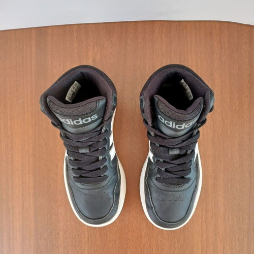 Adidas Hoops Mid 30k athletic shoes used, black, size 30