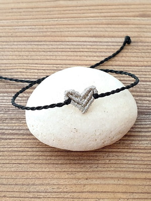 Handmade macrame bracelet with metallic silver heart and black, new