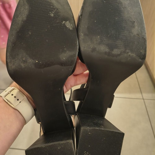 Black comfortable sandals with thick heel, size 40