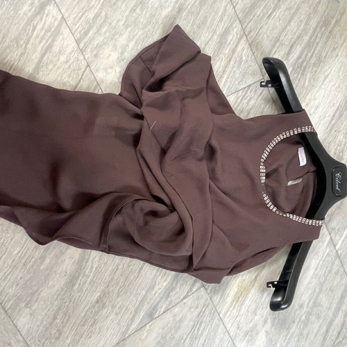 Caractere silk top brown like new, size 46