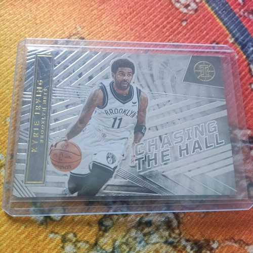 Chasing the Hall Kyrie Irving 2021-22 set like new